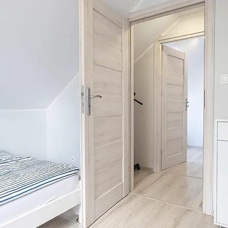 Bedroom * Leba